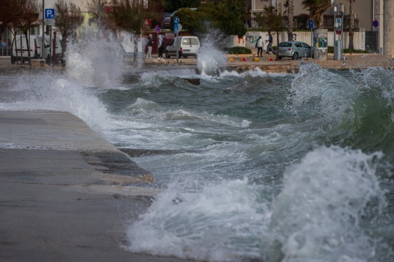 Jugo u Kaštel Starom