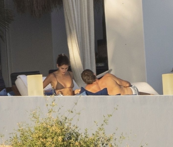 Cindy Crawford s obitelji u Los Cabosu