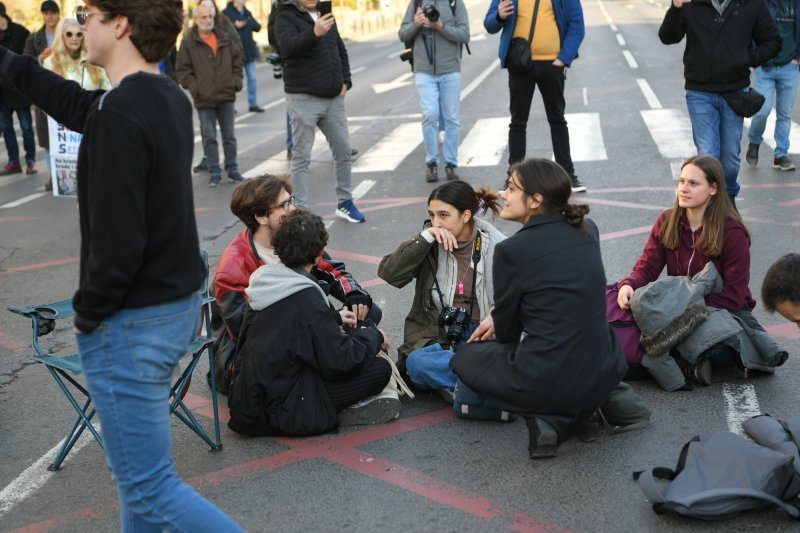 Studenti počeli 24-satnu blokadu u Beogradu