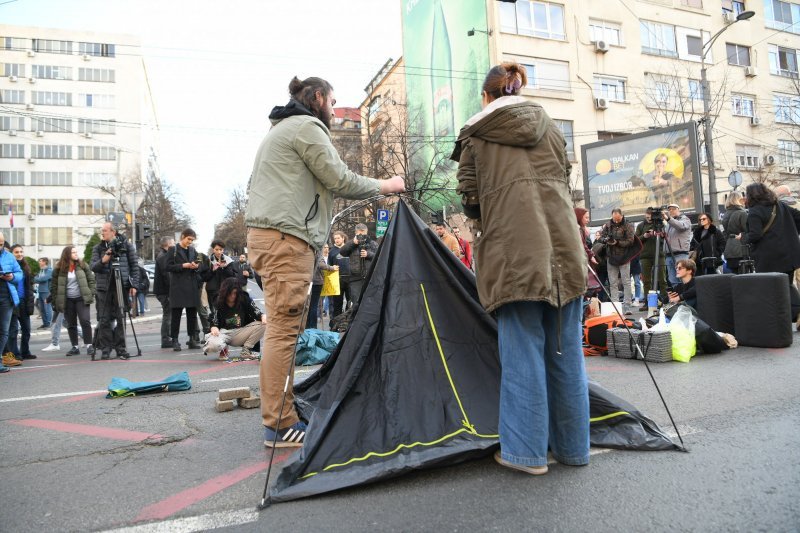 Studenti počeli 24-satnu blokadu u Beogradu