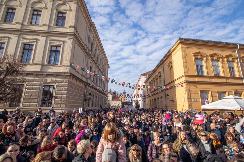 Osijek: Dječji doček Nove 2024. godine u Tvrđi uz Miju Dimšić