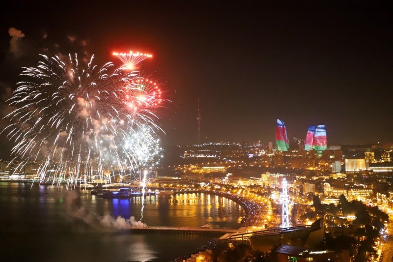 I Azerbajdžan je uplovio u Novu godinu