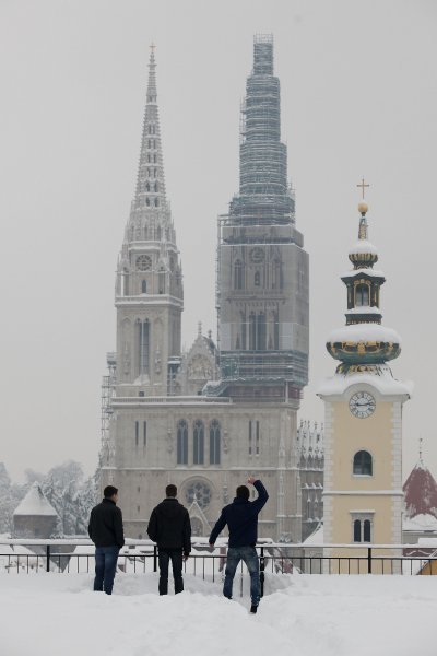 Zagreb je prije 11 godina bio zatrpan snijegom