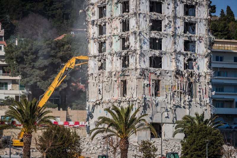 Nastavak rušenja hotela Marjan u Splitu