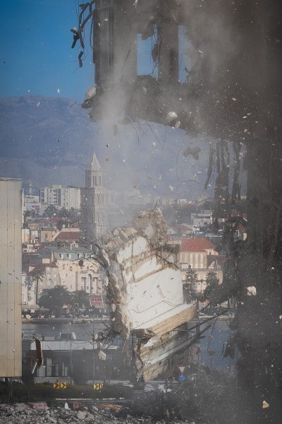 Nastavak rušenja hotela Marjan u Splitu