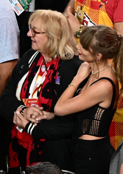 Taylor Swift s majkom Travisa Kelcea