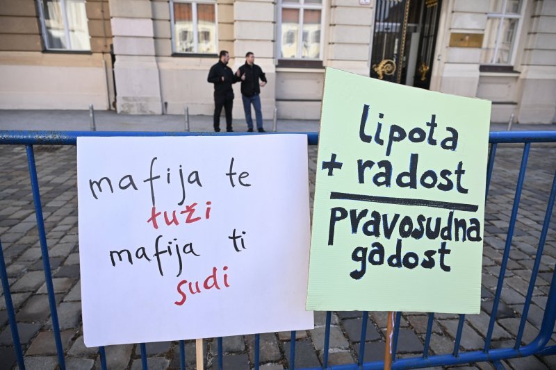 Transparenti na prosvjedu