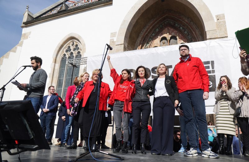 Čelnici stranaka koje su organizirale prosvjed