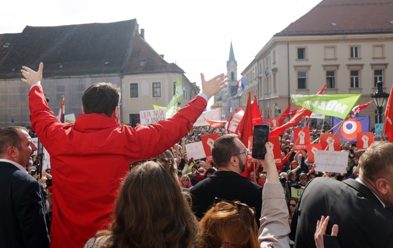 Čelnici stranaka koje su organizirale prosvjed