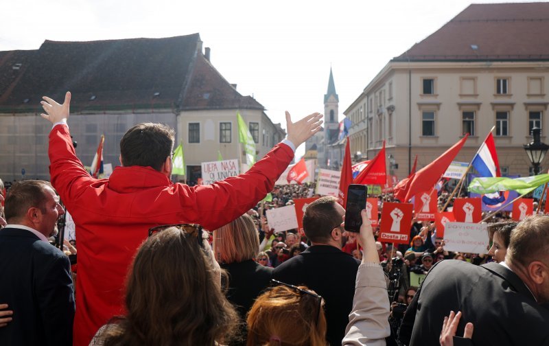 Čelnici stranaka koje su organizirale prosvjed