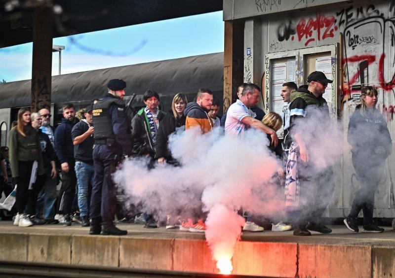 Navijačka skupina Armada stigla na derbi Dinamo - Rijeka