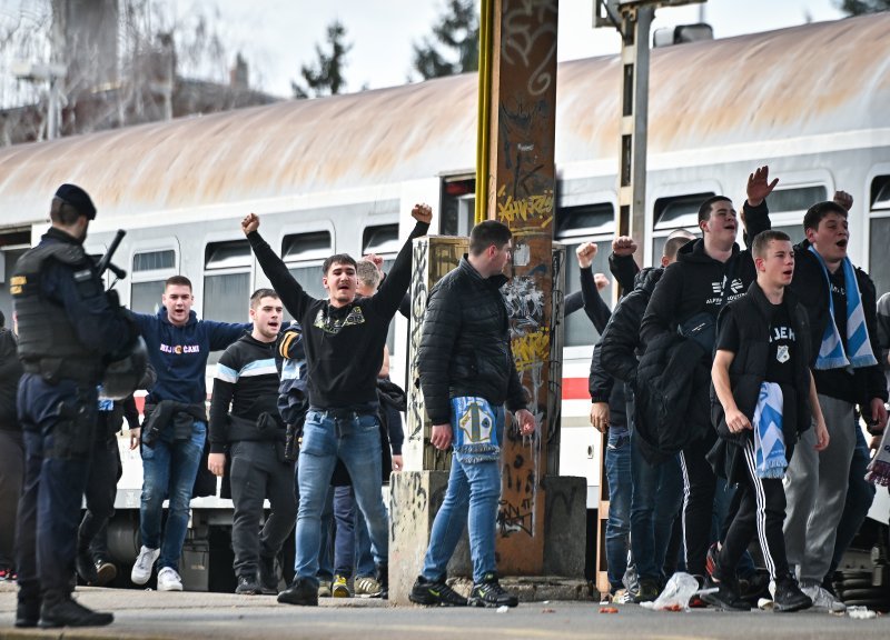 Navijačka skupina Armada stigla na derbi Dinamo - Rijeka