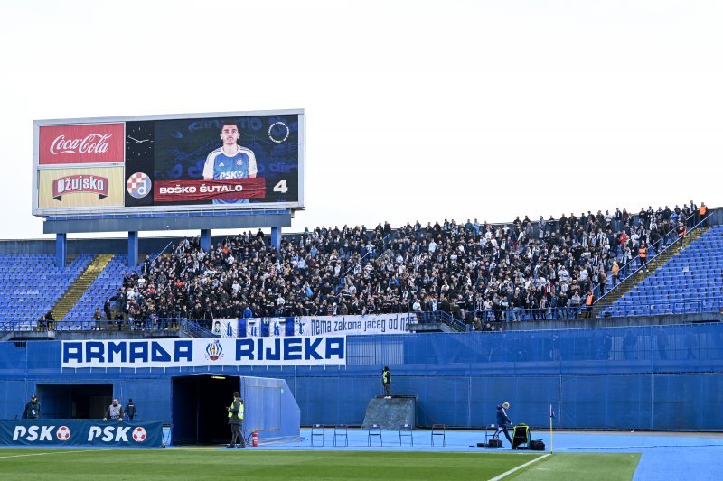 Navijači na Maksimiru, Dinamo - Rijeka