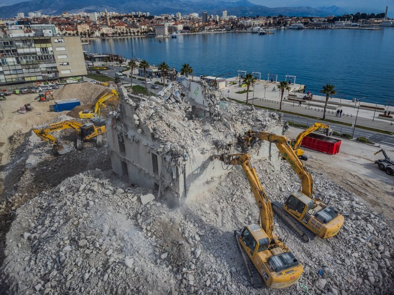 Pogled iz zraka na sravnjeni hotel Marjan u Splitu