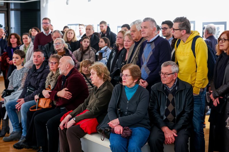 Otvorenje izložbe slika i crteža umjetnika Đure Sedera