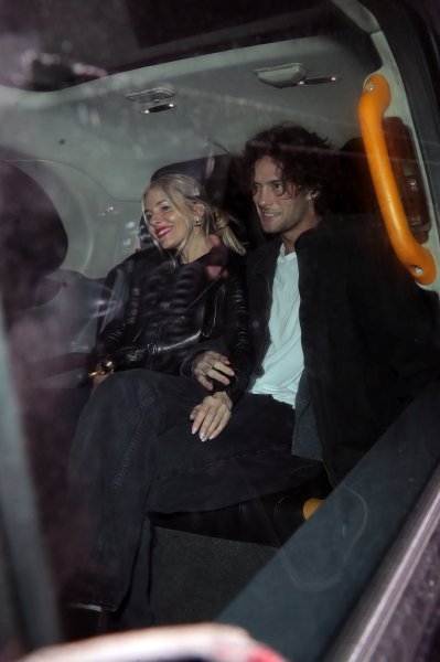 Sienna Miller i Oli Green