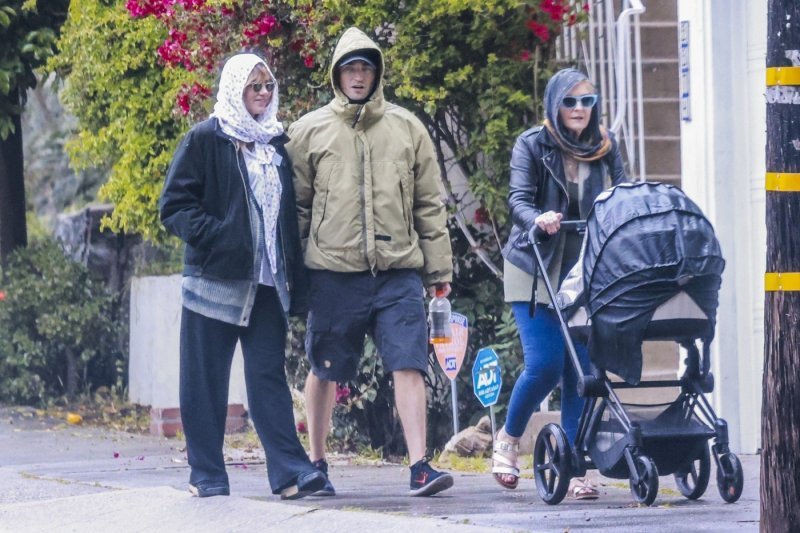 Robert Pattinson i Suki Waterhouse