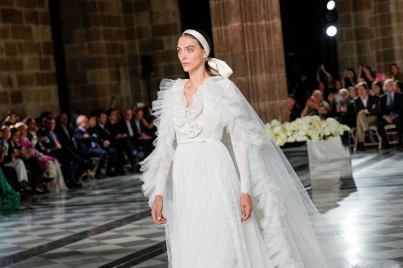 Giambatista Valli - Barcelona Bridal Fashion Week