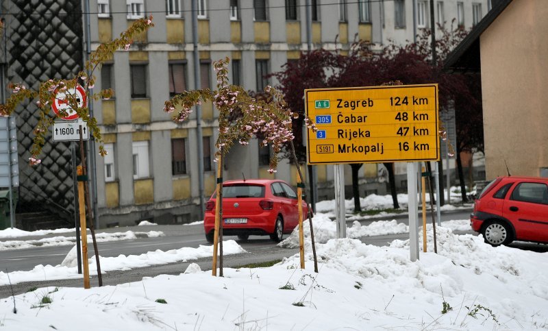 Gorski kotar zabijelio je snijeg