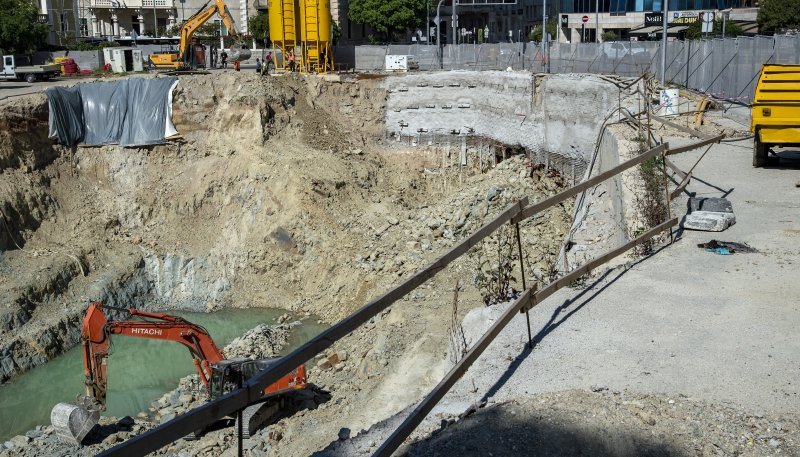 Otvorila se rupa ispod centralne splitske prometnice na gradilištu Small Malla