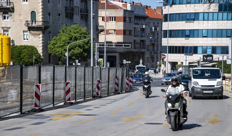 Otvorila se rupa ispod centralne splitske prometnice na gradilištu Small Malla