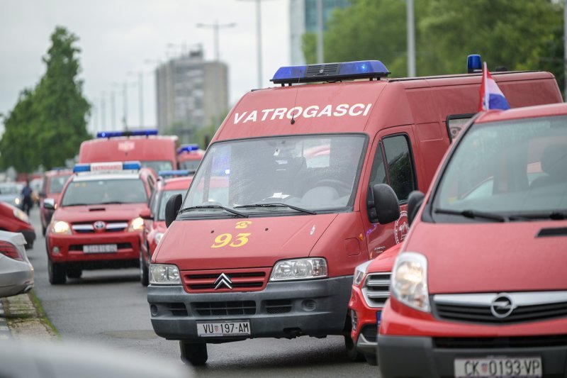 Vatrogasna povorka
