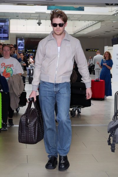 Joe Alwyn
