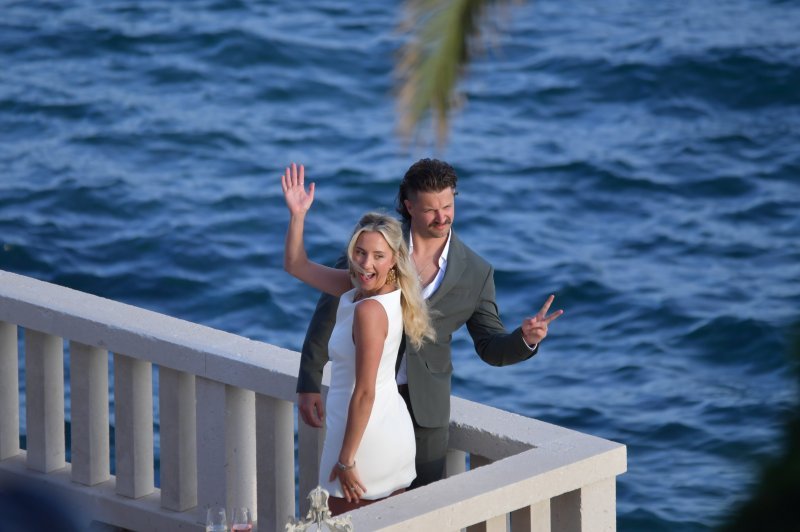 Liam Stewart i Nicole Artukovich