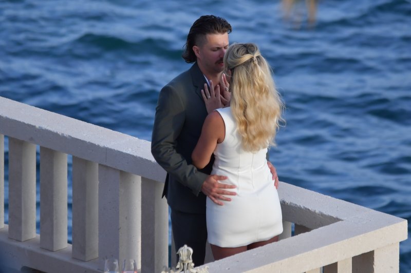 Liam Stewart i Nicole Artukovich