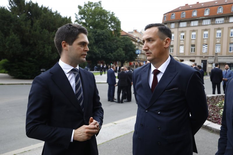 Karlo Ressler, Nikola Mažar