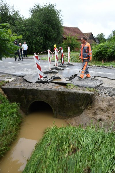 Poplave u Rašenici