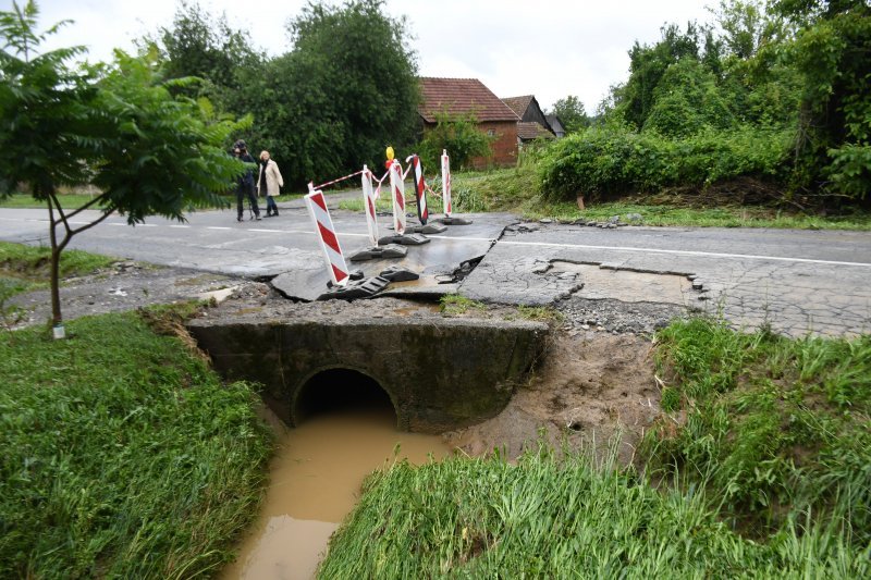 Poplave u Rašenici