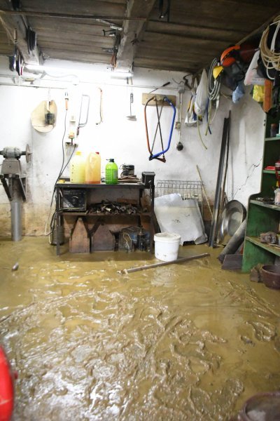 Poplave u Rašenici