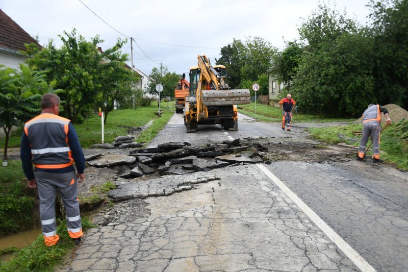 Poplave u Rašenici