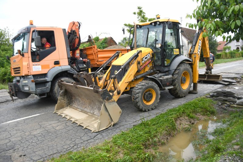 Poplave u Rašenici