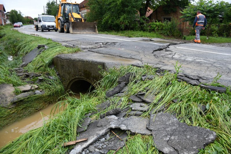 Poplave u Rašenici
