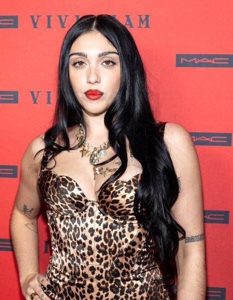 Lourdes Leon