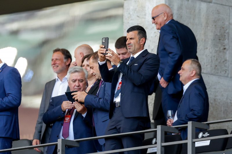 Gordan Jandroković, Luis Figo
