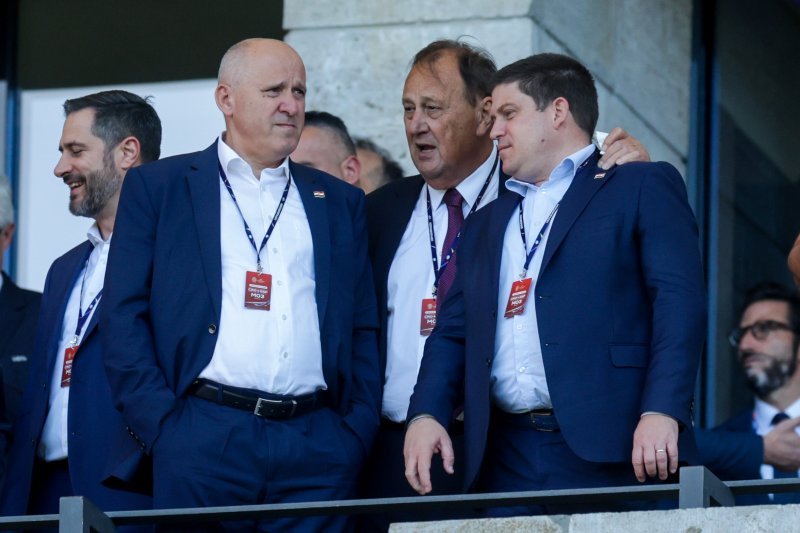 Branko Bačić, Oleg Butković