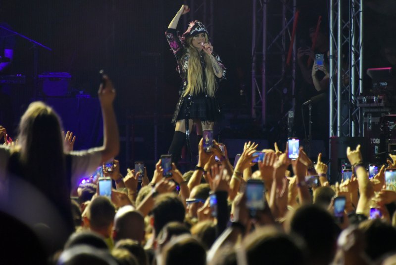 Avril Lavigne nastupila u Puli