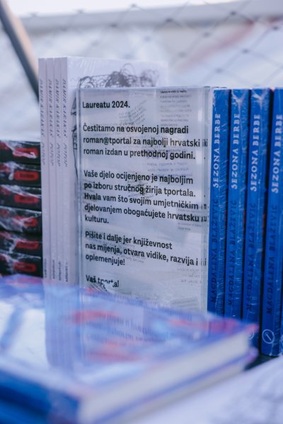 Statua nagrade tportala