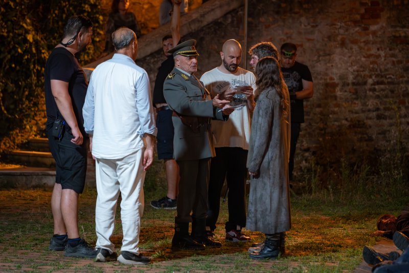 Armand Assante na setu filma 260 dana