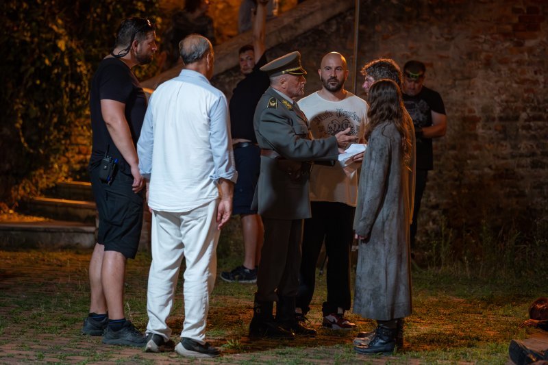 Armand Assante na setu filma 260 dana