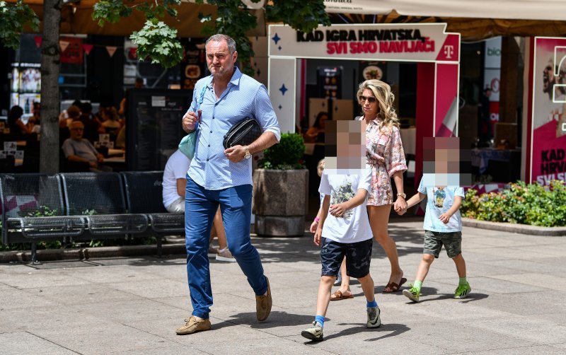 Joe Šimunić sa suprugom i djecom
