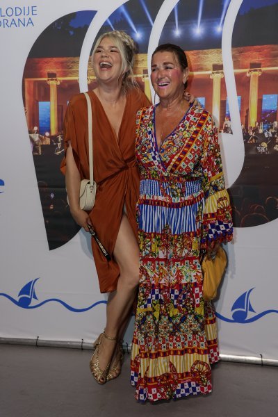 Petra Nižetić s majkom