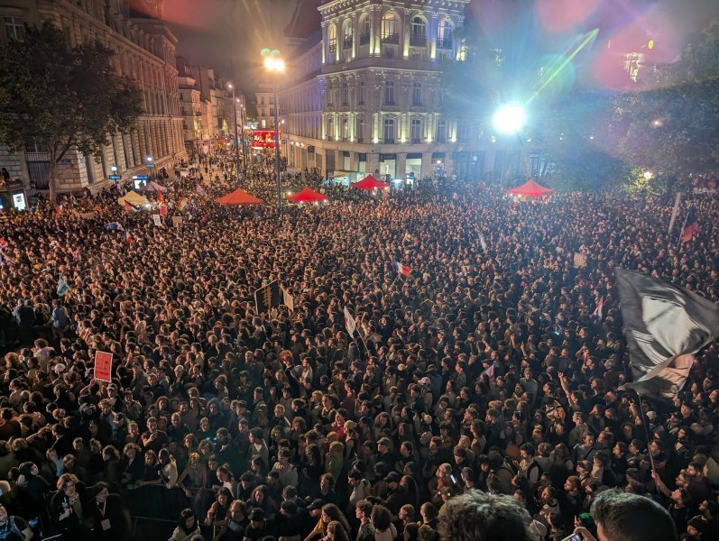 Neredi u Francuskoj