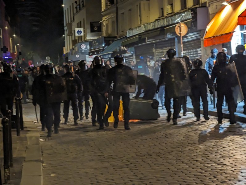 Neredi u Francuskoj