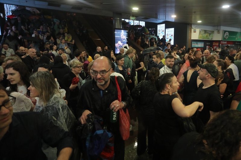 Olujno nevrijeme prekinulo koncert Damira Urbana