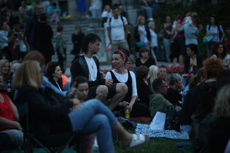Olujno nevrijeme prekinulo koncert Damira Urbana