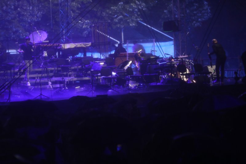 Olujno nevrijeme prekinulo koncert Damira Urbana